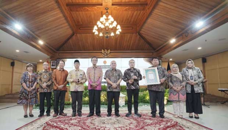 Yogyakarta Boosts Economic Growth Through Key Sectors and Technology Integration