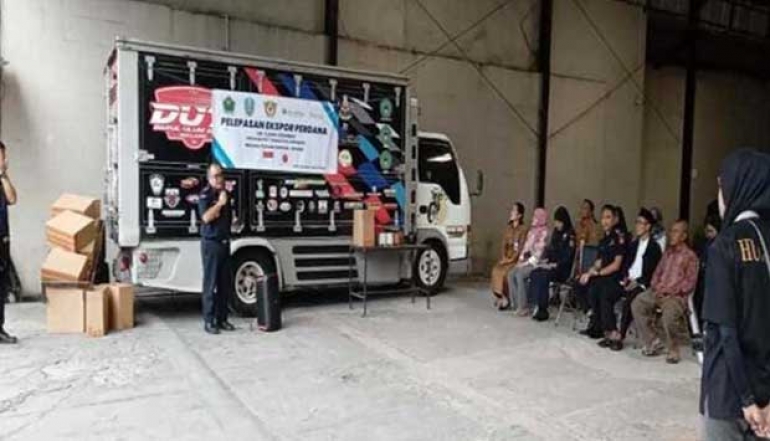 Malang Pottery Penetrates Japanese Market, Diskopindag and Customs Support First Export