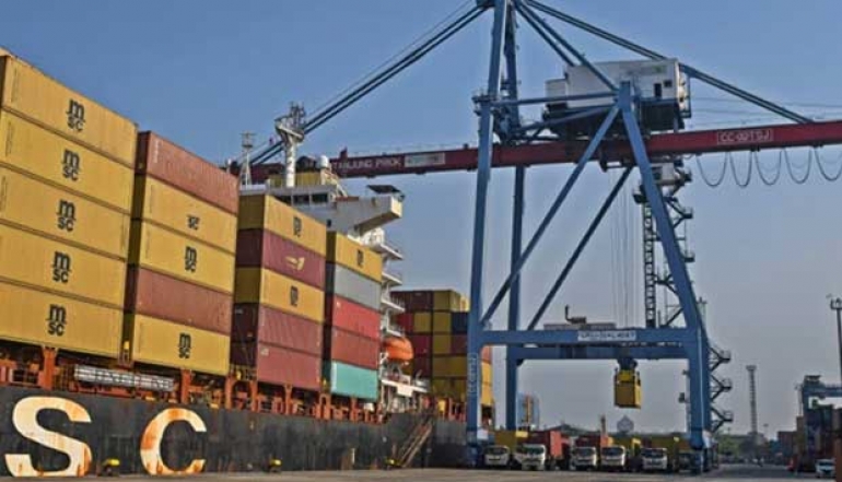 Indonesia's Trade Balance Surplus in 2024 Hits USD 28.86 Billion