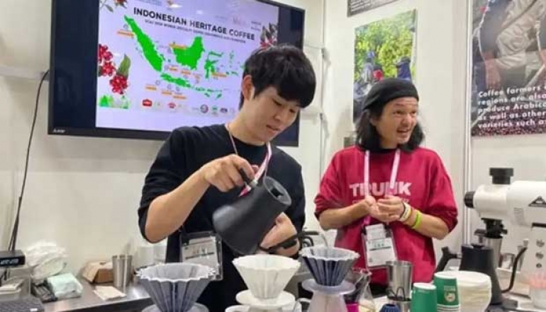 Zulkifli Hasan Encourages Indonesians to Develop Coffee, Coconut, and Cocoa for High Economic Value