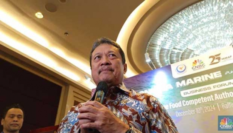 Indonesia to Cease Industrial Salt Imports by 2027, Minister Trenggono Outlines Strategy