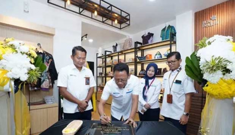 Supporting Economic Pillars, PLN Jakarta Develops UMK Hub