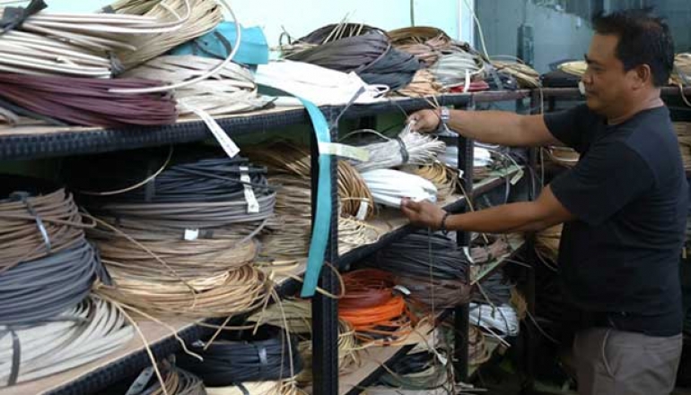 Synthetic Rattan from Cirebon Penetrates Export Market